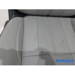 Peugeot - 208 - Sitz rechts
