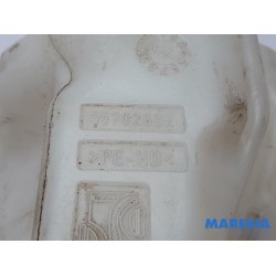 Fiat - Punto - Réservoir lave-glace avant