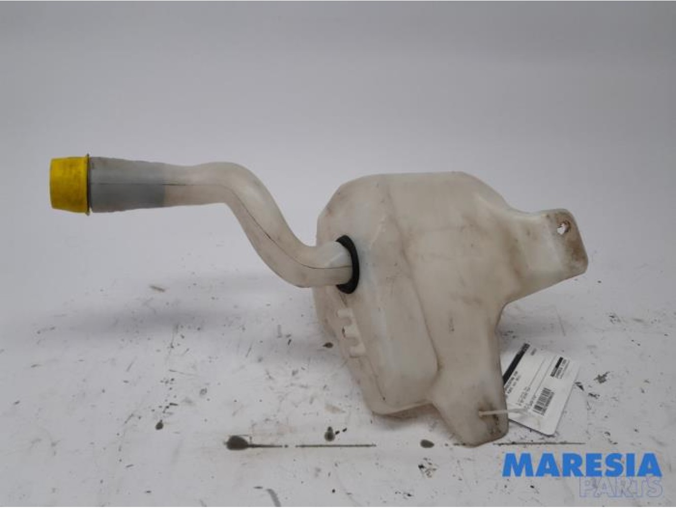 Fiat - Punto - Réservoir lave-glace avant