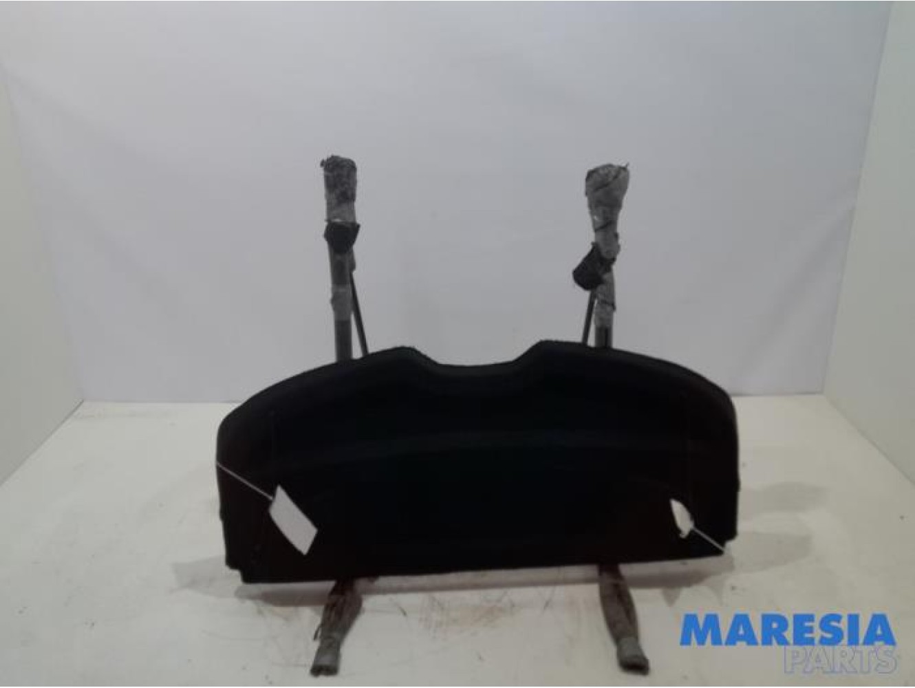 Peugeot - 208 - Parcel shelf