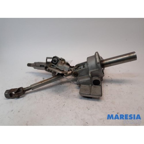 Fiat - Punto - Steering column housing