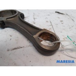 Citroen - Jumpy - Connecting rod