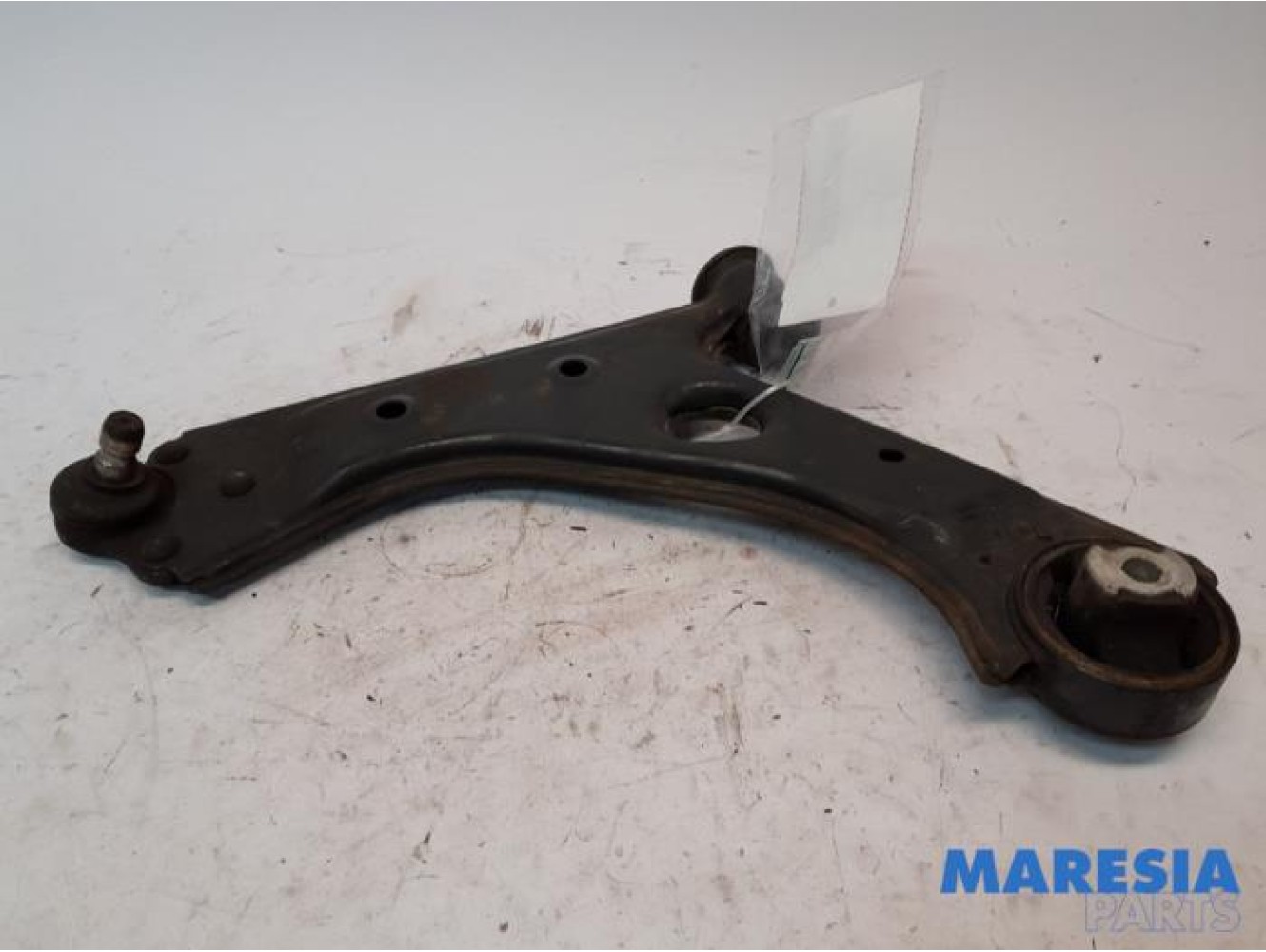 Fiat - Punto - Querlenker unten links vorne