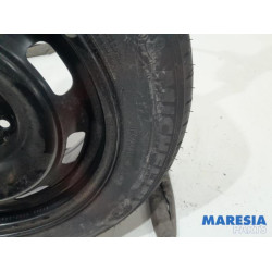 Citroen - C3 - Krikset + reservewiel