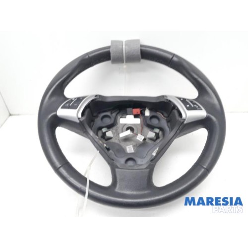 Fiat - Punto - Steering wheel