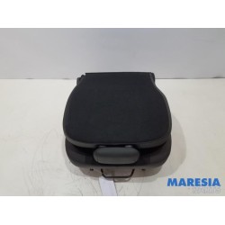 Renault - Twingo - Rear seat