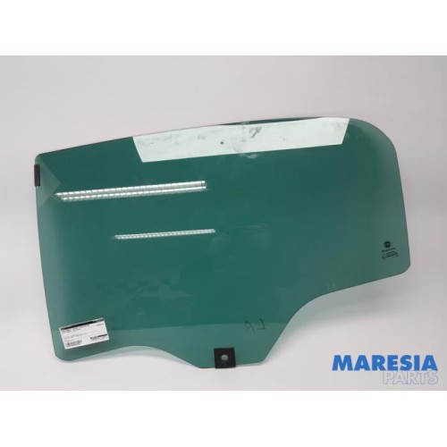 Fiat - Punto - Rear door window 4-door, left