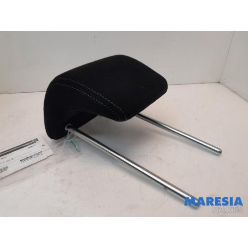 Fiat - Punto - Headrest