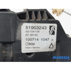 Fiat - Punto - Rear door mechanism 4-door, right
