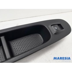 Fiat - Punto - Electric window switch