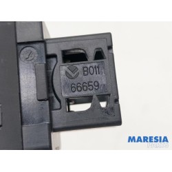 Fiat - Punto - AUX / USB connection