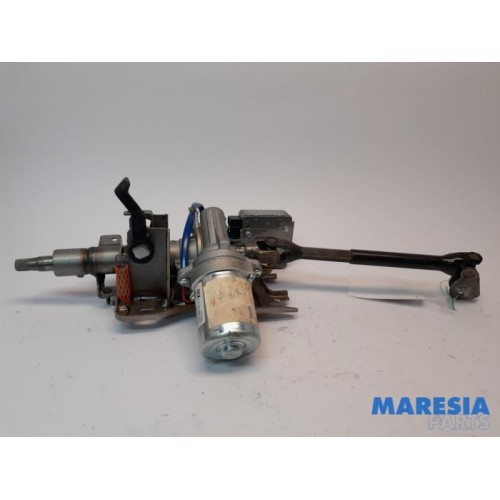 Renault - Twingo - Steering column housing