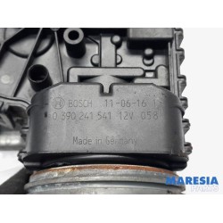 Renault - Twingo - Front wiper motor