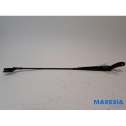 Renault - Twingo - Front wiper arm