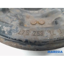 Renault - Twingo - Rear brake drum