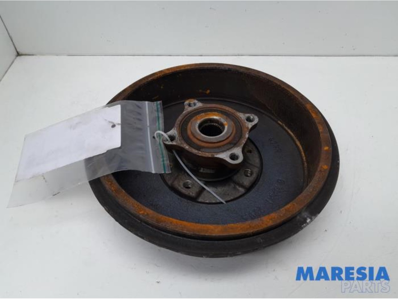 Renault - Twingo - Rear brake drum