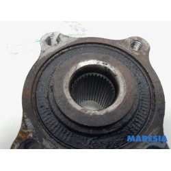 Renault - Twingo - Rear hub