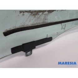 Renault - Scenic - Door window 4-door, front left