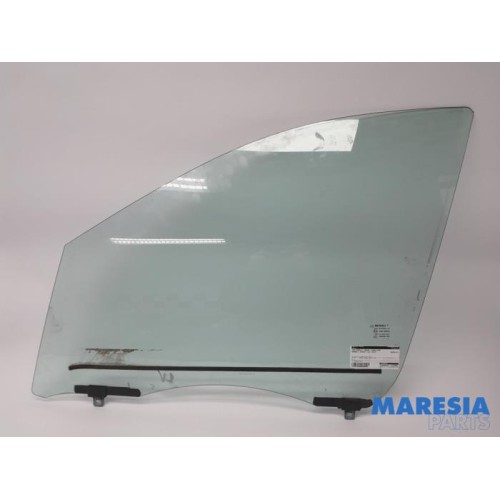 Renault - Scenic - Door window 4-door, front left
