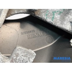 Renault - Scenic - Steering wheel