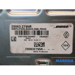 Renault - Scenic - Radio amplifier