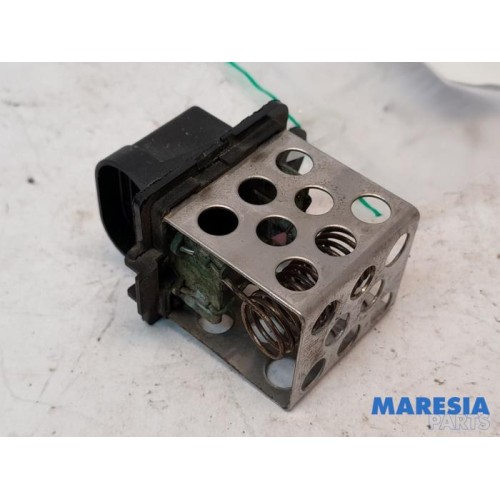 Renault - Scenic - Cooling fan resistor