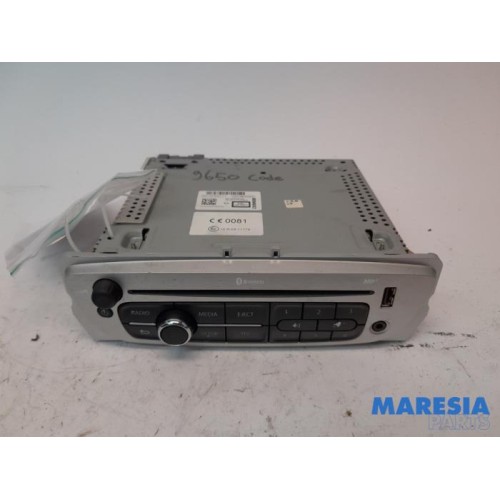 Renault - Scenic - Radio CD player