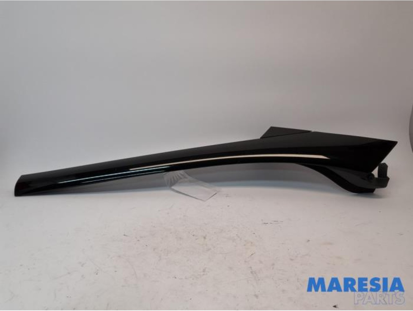Renault - Scenic - A-stijl Afdekkap links