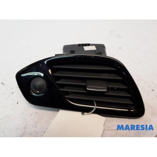 Renault - Scenic - Dashboard vent