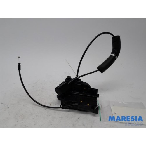 Renault - Scenic - Rear door mechanism 4-door, right