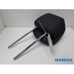 Renault - Megane - Headrest