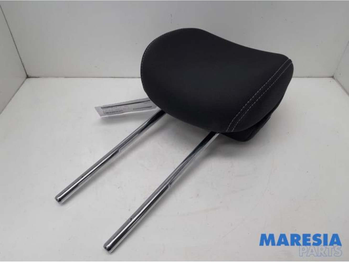Renault - Megane - Headrest