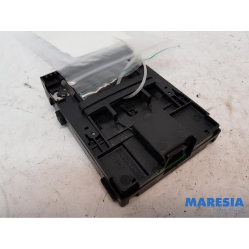 Renault - Scenic - Card reader (lock)