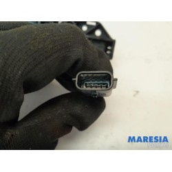 Renault - Scenic - Front door handle 4-door, right