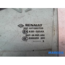 Renault - Scenic - Driehoeks Ruit links-voor