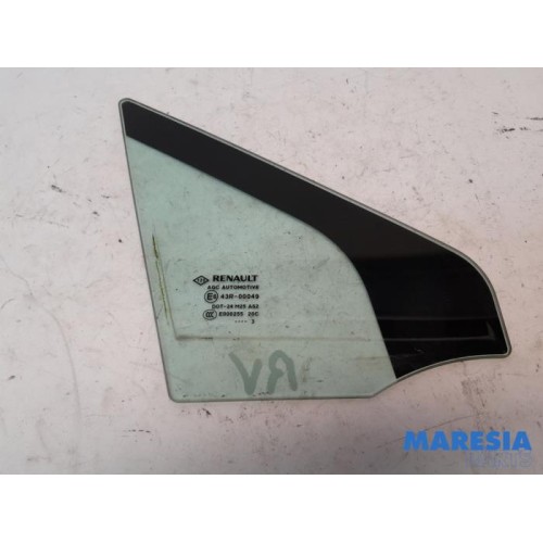 Renault - Scenic - Quarter light, front right