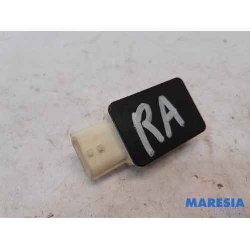Renault - Scenic - Airbag sensor