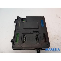 Renault - Scenic - Engine management computer