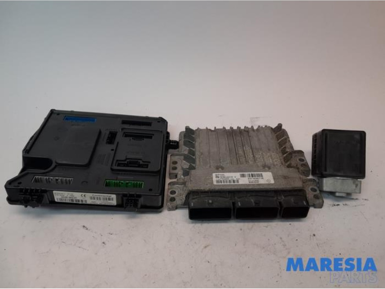 Renault - Scenic - Engine management computer