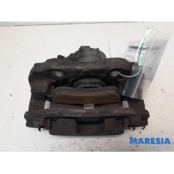Peugeot - 208 - Bremszange links vorne