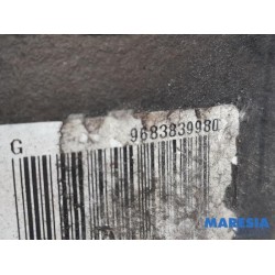 Peugeot - 208 - Bremszange links vorne