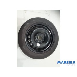 Renault - Megane - Krikset + reservewiel