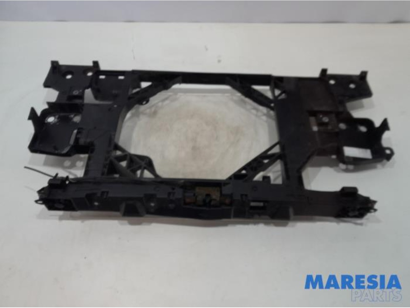Renault - Megane - Front panel