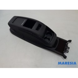 Citroen - C4 Picasso - Middle console