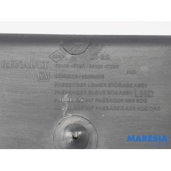 Nissan - NV300 - Handschuhfach