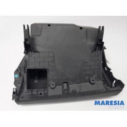 Nissan - NV300 - Handschuhfach