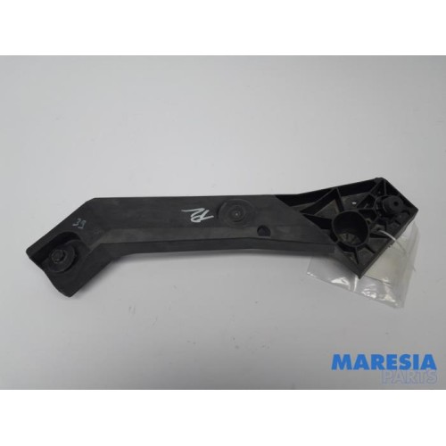 Nissan - NV300 - Support partie avant