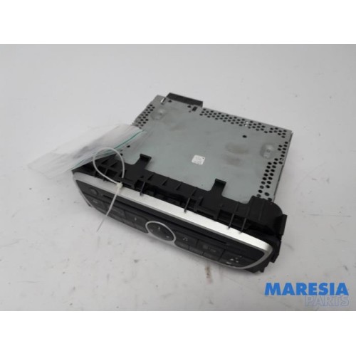 Renault - Twingo - Radio CD player