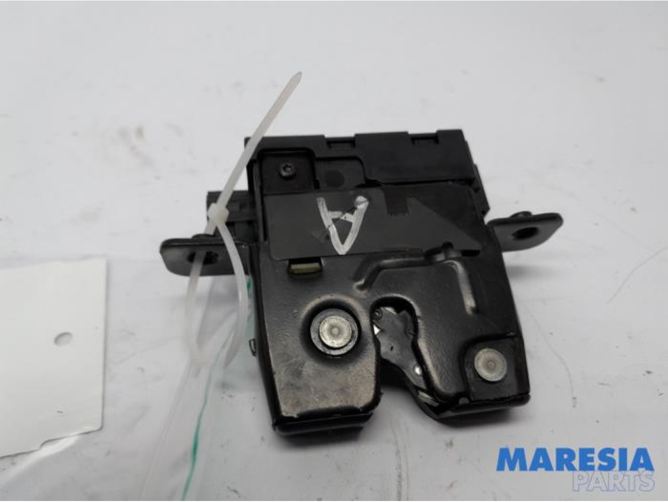 Renault - Twingo - Tailgate lock mechanism