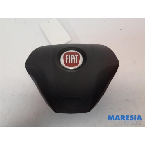 Fiat - Punto - Left airbag (steering wheel)